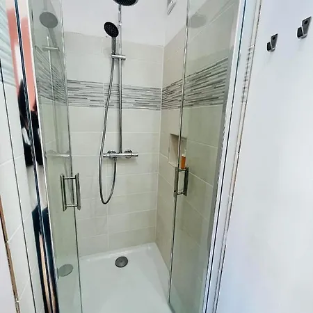 Apartamento Le Terra-cota 3 Ch Privées 10' Gare-port Et Plage, Wfi, Cosy *