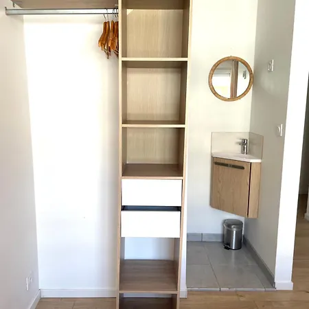Apartment Le Terra-cota 3 Ch Privees 10' Gare-port Et Plage, Wfi, Cosy